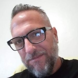 Meet your Posher, Benjamin ironhorse